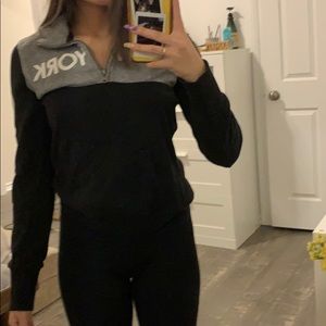 Abercrombie and Fitch Quarter Zip